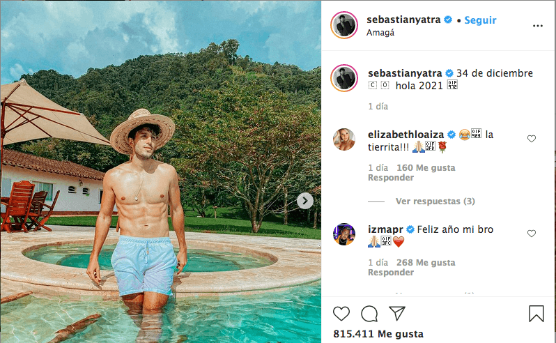 Sebastián Yatra en la piscina