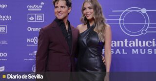 Celebrities and Artists Walk the Red Carpet at the Flamenco