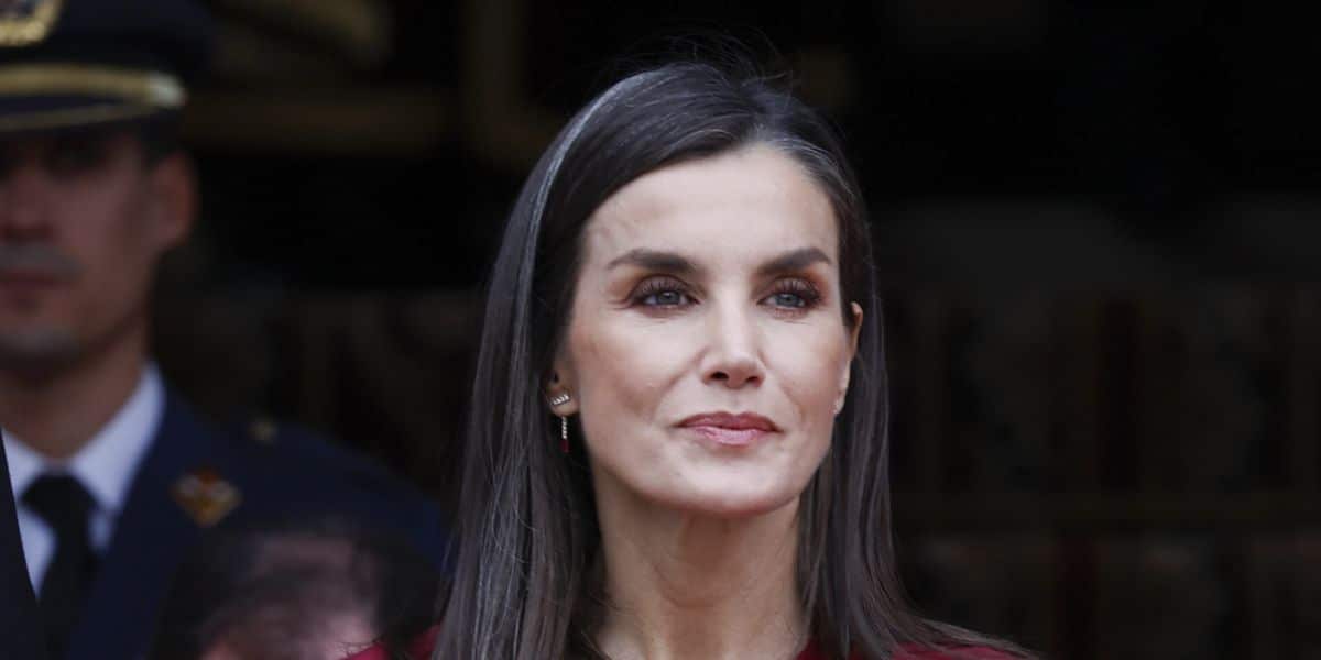 La particular actitud de la reina Letizia durante su visita