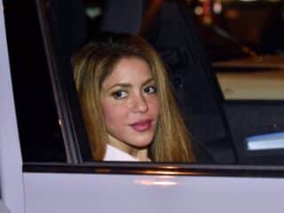 Shakira llega a Barcelona se queda en casa antes de