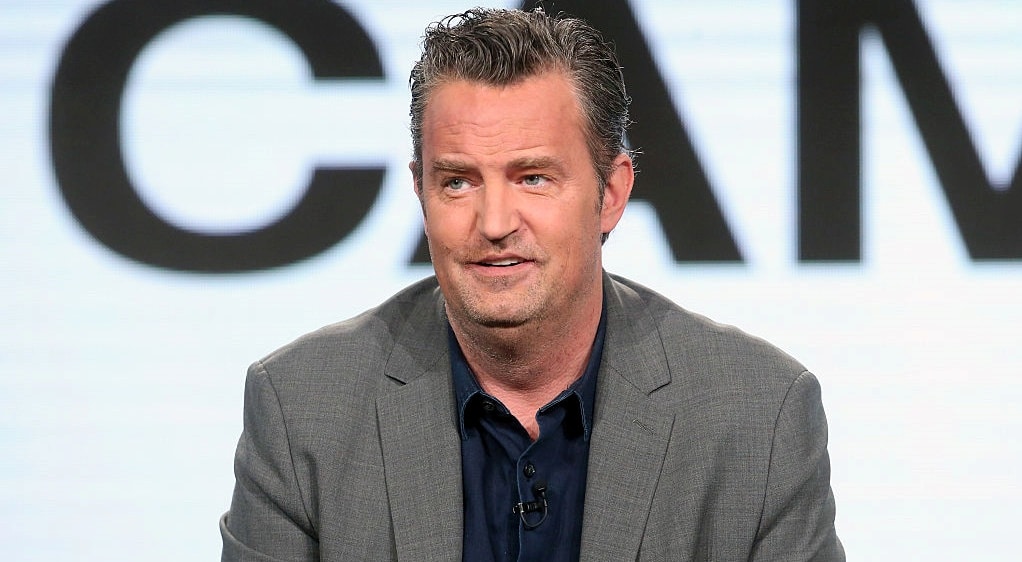 Acusan a Matthew Perry de enganar sobre su sobriedad y